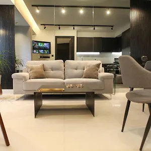 raam-luxury-suites.hotelsatayianapa.com/